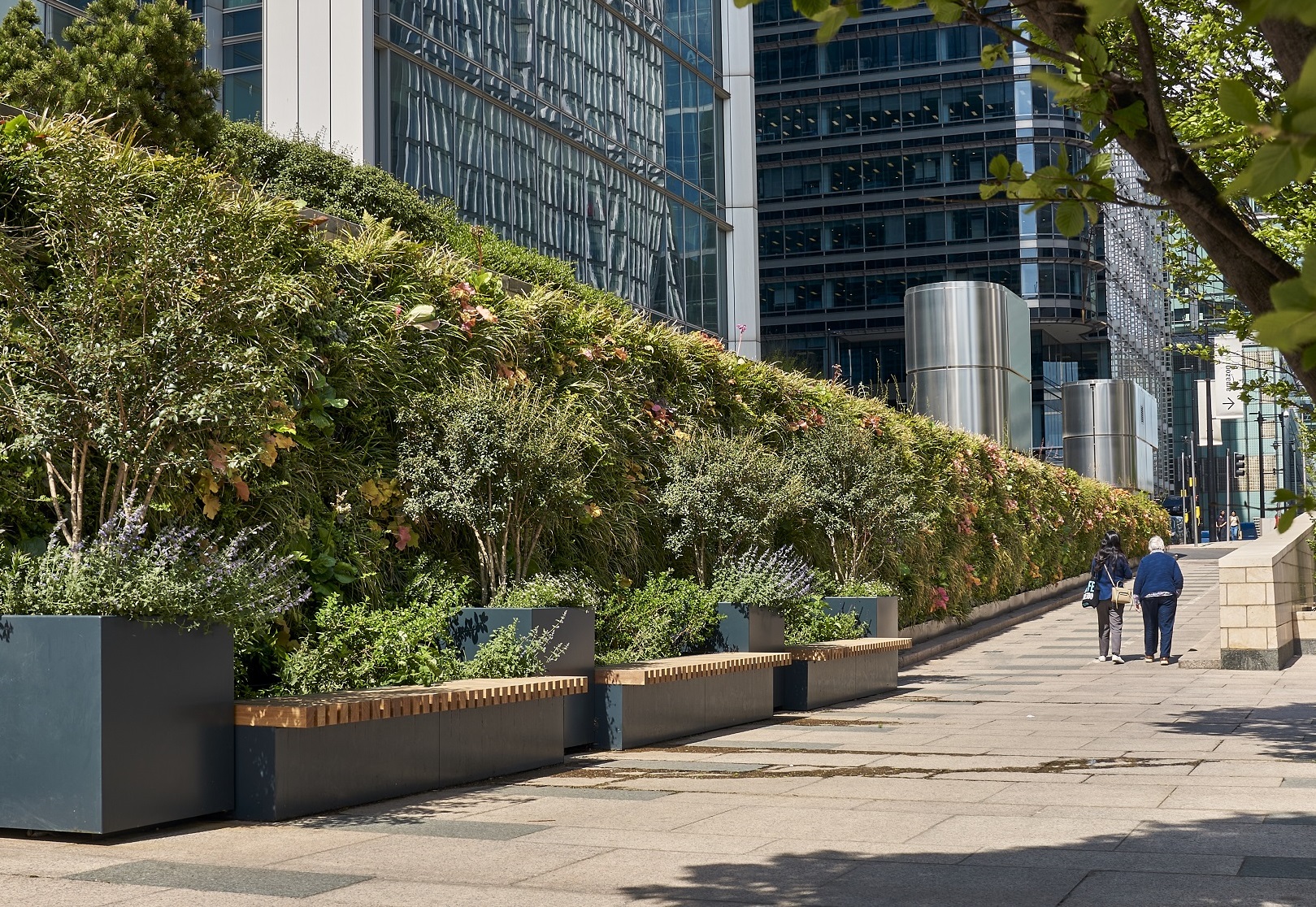 Biotecture_PlantBlox living walls_Canary Wharf